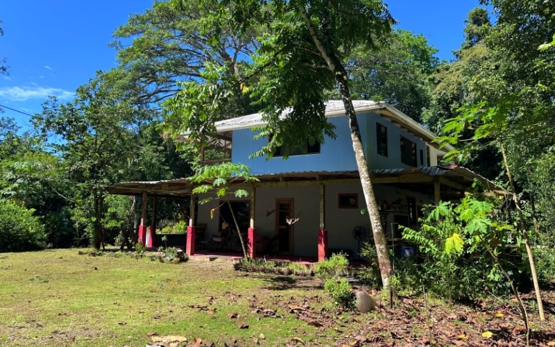 Tropical Gem in Zancudo, Located in the maritime-terrestrial zone of Zancudo, with a size of 4472 m²