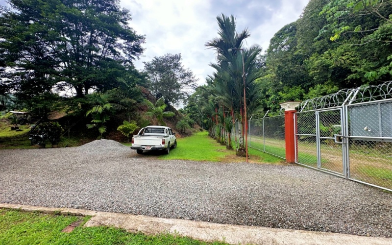 Natural Sanctuary in Guaycará of Golfito, Discover a Natural Paradise  with 41.16 acres of lush nature, agricultural production, and unlimited opportunities 