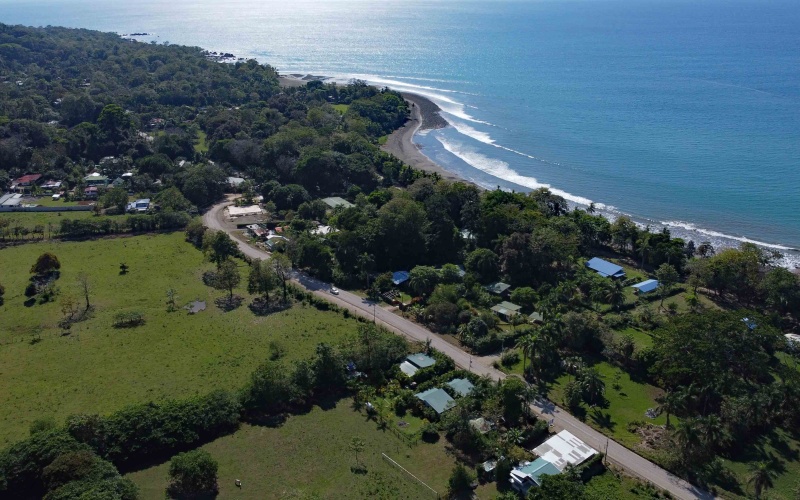 Pavones real estate for sale, Pavones surf property, Titled land Pavones Costa Rica, Investment property Costa Rica, Pavones rental business, Homes near Pavones Point, Costa Rica surf real estate