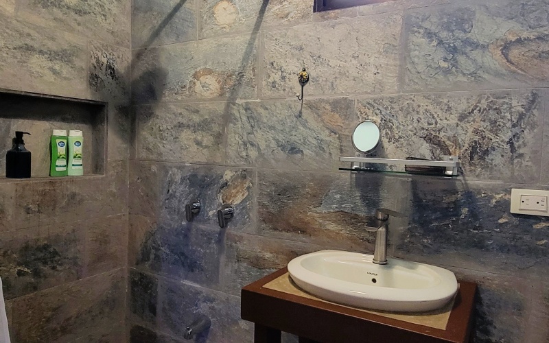 Luxury villa, for rent, cuervito, mountain villa, jungle views, pool, sky deck, amenities