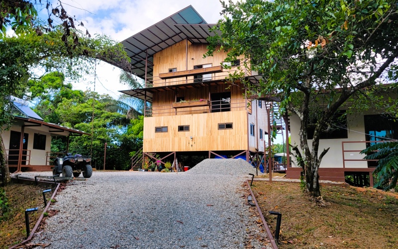 villa for rent, cuervito, pavones, surfing, getaway, retreat, relaxation, lots of amenities