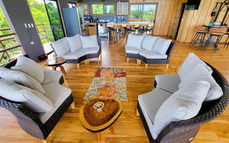 villa for rent, cuervito, pavones, surfing, getaway, retreat, relaxation, lots of amenities