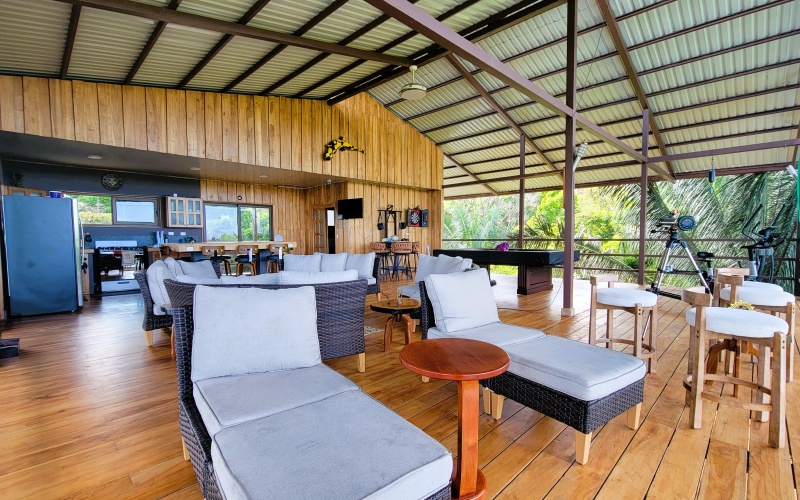 villa for rent, cuervito, pavones, surfing, getaway, retreat, relaxation, lots of amenities