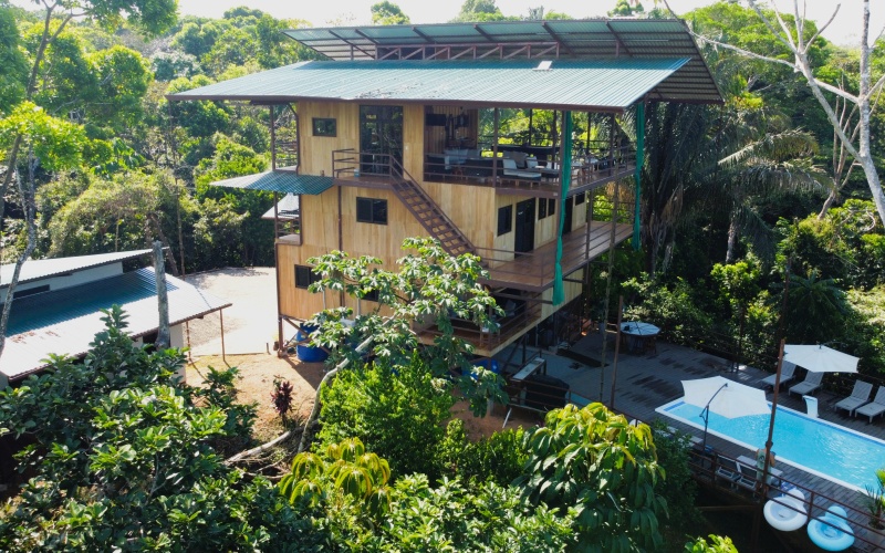 Solar powered retreat, jungle retreat, for rent, pavones, surf retreat, point breaks