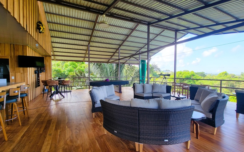 Solar powered retreat, jungle retreat, for rent, pavones, surf retreat, point breaks