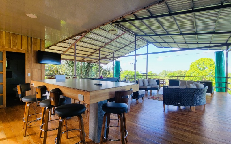 Solar powered retreat, jungle retreat, for rent, pavones, surf retreat, point breaks