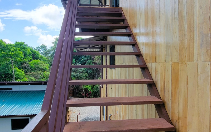 Solar powered retreat, jungle retreat, for rent, pavones, surf retreat, point breaks