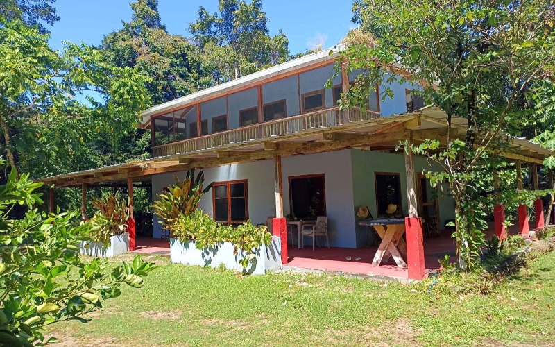 Playa Zancudo real estate, exotic hardwood home Costa Rica, 3 bedroom home Zancudo, surf property Costa Rica, Pavones real estate, Pilon surfing property, investment property Costa Rica, jungle sanctuary, edible landscape home, concrete block home Zancudo.