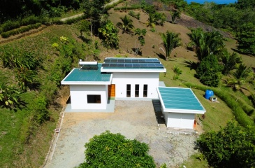 Pavones real estate, Altamira homes for sale, Costa Rica solar powered home, brand new house Pavones, Golfo Dulce property, 2 bedroom house Pavones, off grid capable home Costa Rica. Pavones real estate, Altamira homes for sale, Costa Rica solar powered home, brand new house Pavones, Golfo Dulce property, 2 bedroom house Pavones, off grid capable home Costa Rica.