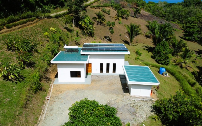Pavones real estate, Altamira homes for sale, Costa Rica solar powered home, brand new house Pavones, Golfo Dulce property, 2 bedroom house Pavones, off grid capable home Costa Rica.