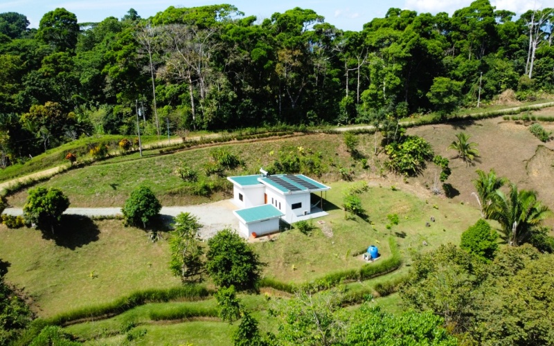 Pavones real estate, Altamira homes for sale, Costa Rica solar powered home, brand new house Pavones, Golfo Dulce property, 2 bedroom house Pavones, off grid capable home Costa Rica.