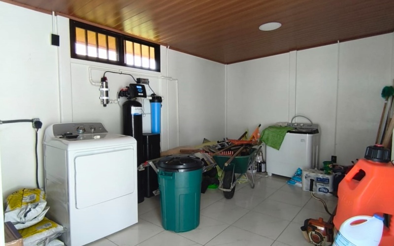 Pavones real estate, Altamira homes for sale, Costa Rica solar powered home, brand new house Pavones, Golfo Dulce property, 2 bedroom house Pavones, off grid capable home Costa Rica.