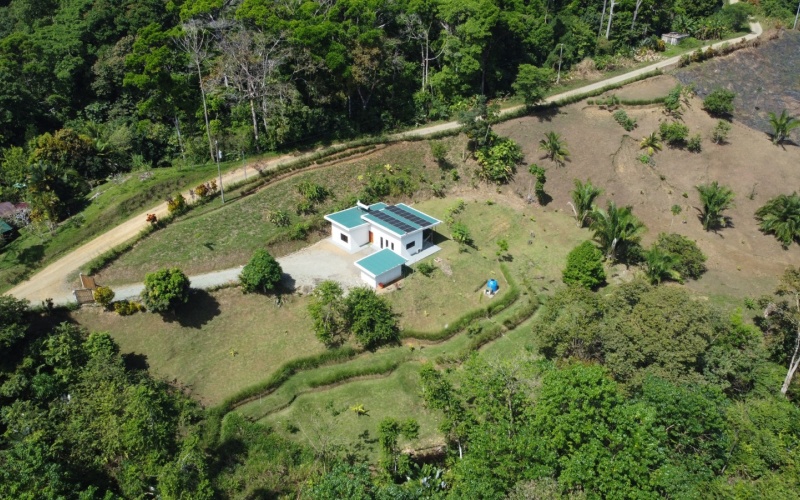 Pavones real estate, Altamira homes for sale, Costa Rica solar powered home, brand new house Pavones, Golfo Dulce property, 2 bedroom house Pavones, off grid capable home Costa Rica.