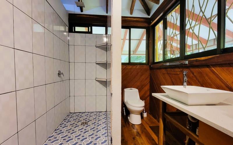 Upstairs Bathroom