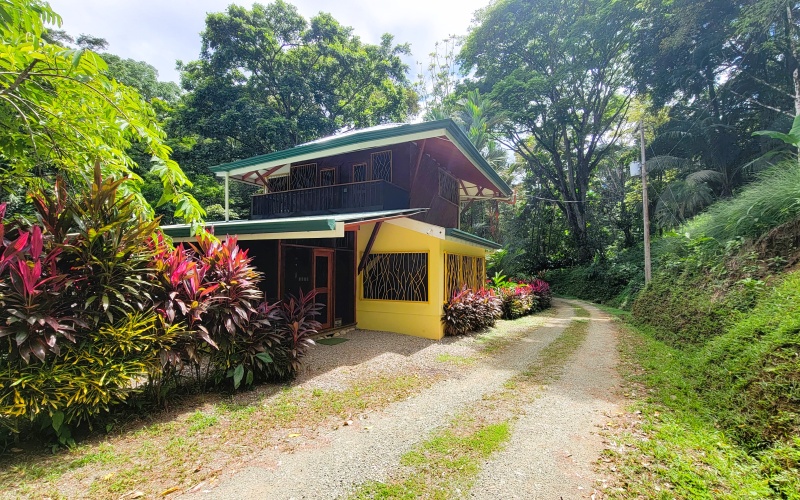 Welcome to the Pavones Surf Eco Retreat